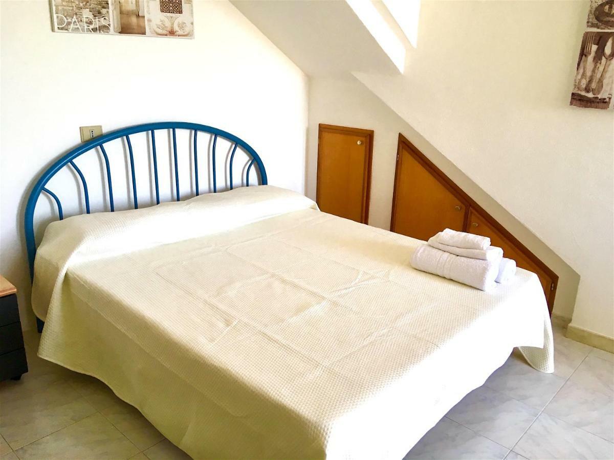 Monolocale Loredana Apartman Tergu Kültér fotó